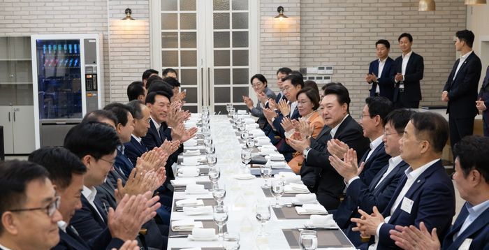 윤 대통령 "일당백 국감해달라"…추경호 "여당 책임 다하겠다"