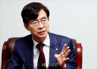 조경태, 이재명 향해 "교과서적? 교과서에 전과자가 의원 할 수 있나"