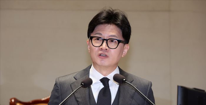 한동훈 "공작 계속 드러나 국민께 송구…무거운 책임감, 잘하겠다"