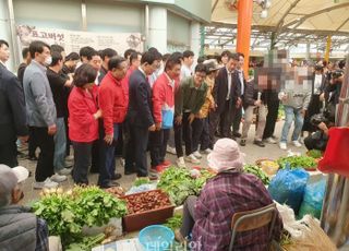 [현장] "제가 더 잘하겠다" 한동훈 한마디에…곡성주민들 "자주 와달라"