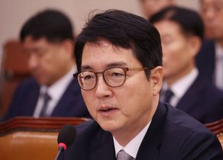 '노태우 비자금' 수사 본격화하나...검찰총장 "법리 검토 중"