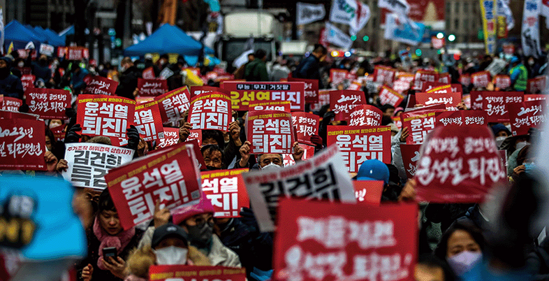 경찰, '윤석열 퇴진' 촛불행동 압수수색…6300명 명단 확보