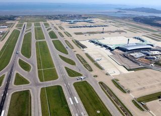 인천공항, 연예인 전용 출입문 시행…"군중 운집, 일반 이용객 불편 안전 초래"