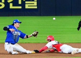 최소실책팀 삼성, 실책·폭투로 점철된 우울한 하루 '2패' [한국시리즈]