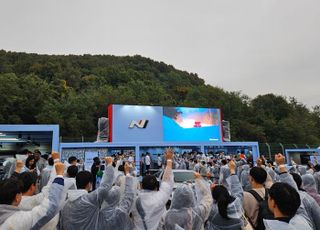 [현장] 현대차-토요타 뭉치니 이런 시너지가…비도 못 식힌 모터스포츠 축제 열기