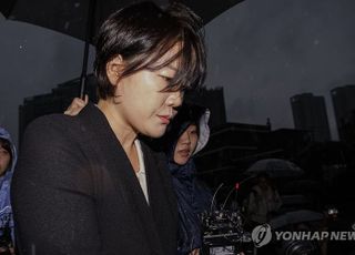 경찰, "문다혜 소유 오피스텔 투숙했다" 진술 확보…'불법 숙박업' 정식 입건