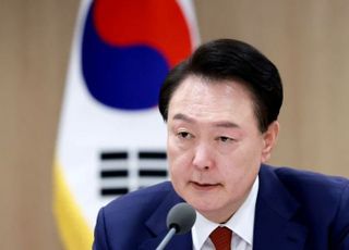 윤 대통령, 보수 결집 움직임 속 '심기일전'