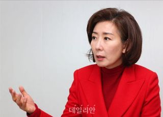 나경원 "이재명, 트럼프와는 죄질 다르다…부활은 헛꿈" 일침