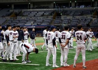 ‘선취점 뽑았는데’ 야구대표팀, 한일전 역전패…멀어지는 도쿄돔