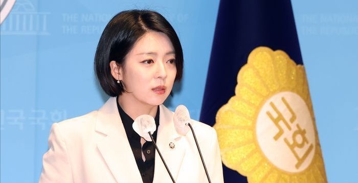 '절도입법' 의혹 터졌다…배현진 "이재명의 사무총장, 법안 카피 어이 없어"