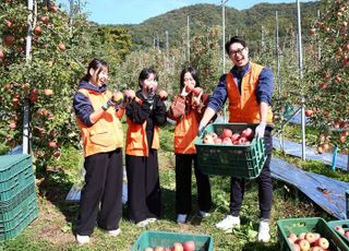 "함께, 멀리"…한화, 농촌 일손돕기 등 사회공헌 강화