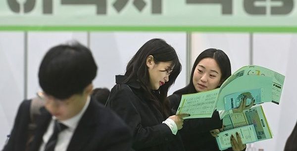 2분기 20대 이하 일자리 신규 채용 역대 ‘최저’…전년대비 13.6만 개 줄어