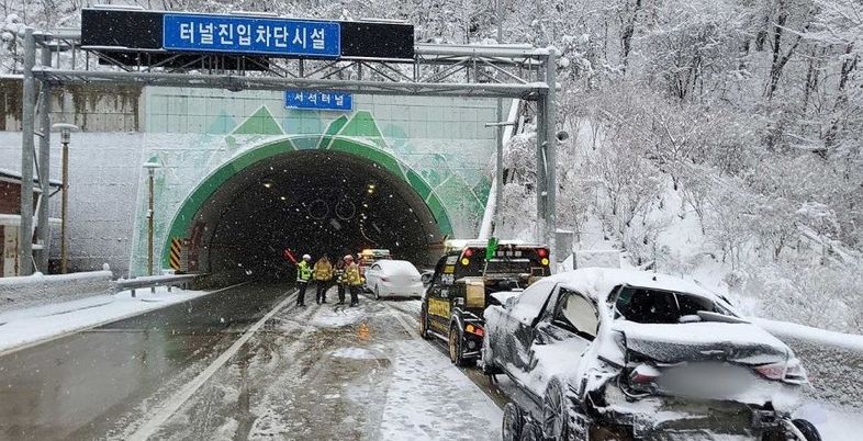 첫 눈은 '역대급 폭설'…전국 피해 상황 종합 