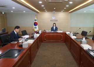 정부·국회 합심해 방통위 합의제 기구 만들어야 [기자수첩-산업IT]