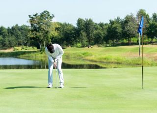 라운드 직전 퍼팅 거리감 찾는 2가지 연습법 [리지의 이지골프]