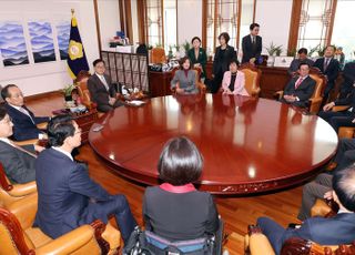 [속보] 우원식 "오늘 본회의에 예산안 상정 하지 않을 것"