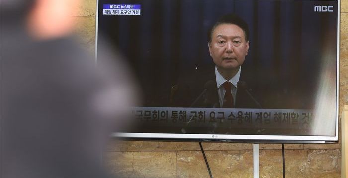 [실패한 계엄령] 코스피·코스닥, 계엄사태 직격탄…2% 급락 출발