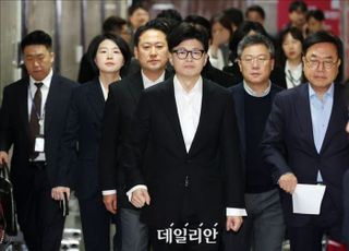 [실패한 계엄령] '해제 표결' 여당 의원 18인, 본회의 참석 뒷배경은