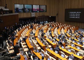 [속보] 이창수 중앙지검장 등 검사 3명 탄핵안 본회의 통과…직무 정지