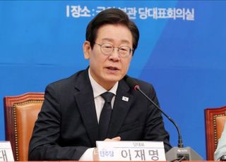 [속보] 이재명 "윤 대통령 직무배제 사실상 방해한 여당…내란 공범"