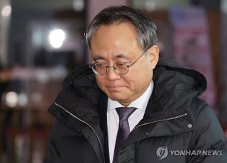 고기동 행안장관 대행 "엄중한 책임감…공직자 소임 충실해야"