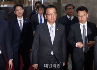 최상목 “예산안 조속한 확정 필요, 與野 협상 물꼬”…우의장 “국회 책임 주장 잘못”(종합)