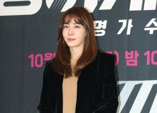 김이나, 일베 용어 사용 거듭 사과 “같은 일 결코 없을 것”