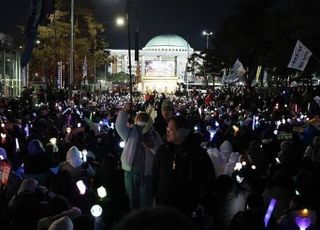 尹 탄핵 재표결에 외신도 ‘주목’…“나라 충격에 빠트린 결과”