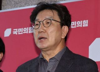 권성동, 이재명 '국정안정협의체' 제안 거절하며 "국민의힘이 여전히 여당"