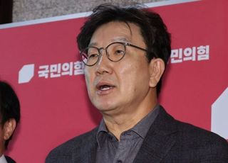 권성동, 이재명 '국정안정협의체' 제안 거절하며 "국민의힘이 여전히 여당"