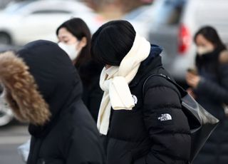 [오늘 날씨] 출근길 영하권 추위 옷차림 든든하게...겨울철 트는 입술, 다른 이유도?