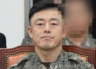 경찰 특수단, 문상호·노상원 전현직 정보사령관 긴급체포