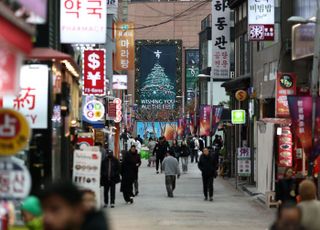 외국인 취업자 100만명 시대 ‘역대 최대’…우리나라 거주 외국인수 156.1만명