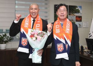 '축구 특별시' 꿈꾸는 화성FC, K리그2 초대 감독에 차두리 선임