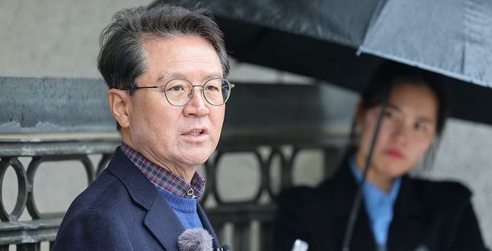 尹대리인단 윤곽…김홍일 대표에 윤갑근·배진한·배보윤 합류