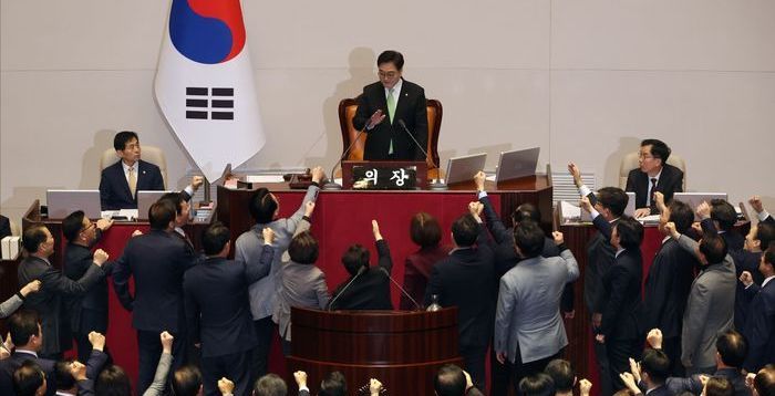 국민의힘, 한덕수 탄핵소추안 가결에 "원천 무효" 강력 반발