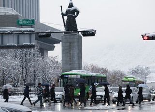 [오늘날씨] 전국 대부분 지역서 '강추위'…충청·전라권 눈소식