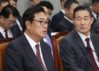 경찰, 30일 정진석 대통령비서실장 출석 통보