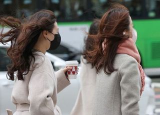 [오늘 날씨] 낮부터 평년기온 회복 곳곳 눈·비...겨울철 운동 효과 올리는 방법