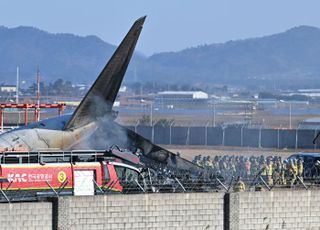 무안공항 여객기 사고에 방송 3사 뉴스 특보로 편성