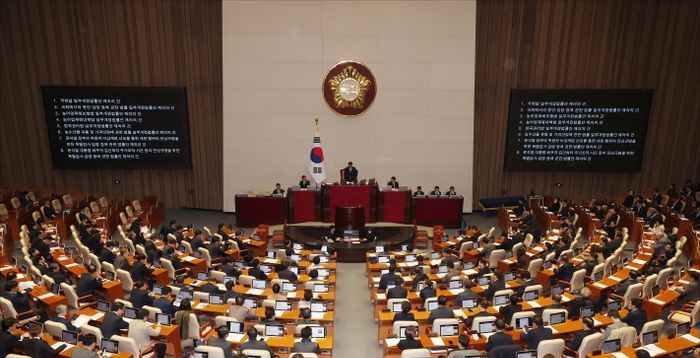 내란·김건희특검법 포함 재의요구 8법 국회 재표결서 부결