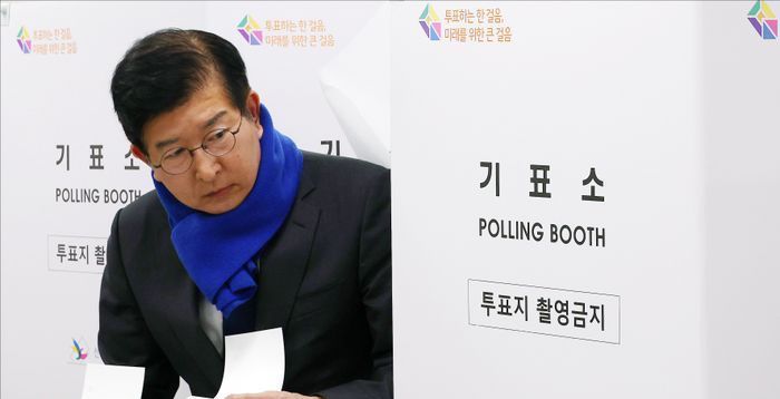 '국수본 메신저' 논란 野이상식, 기자회견 급보류…이유는