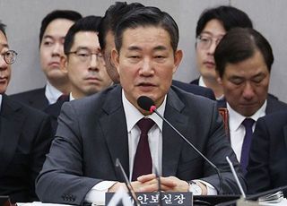 경찰, 신원식 안보실장 피고발인 신분 조사…'합참 결심실 회의' 집중 추궁