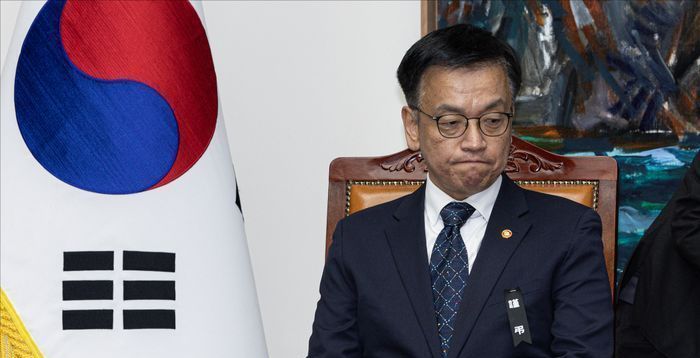 최상목 "공수처-경호처 극한 대립…여야가 특검법 마련해달라"