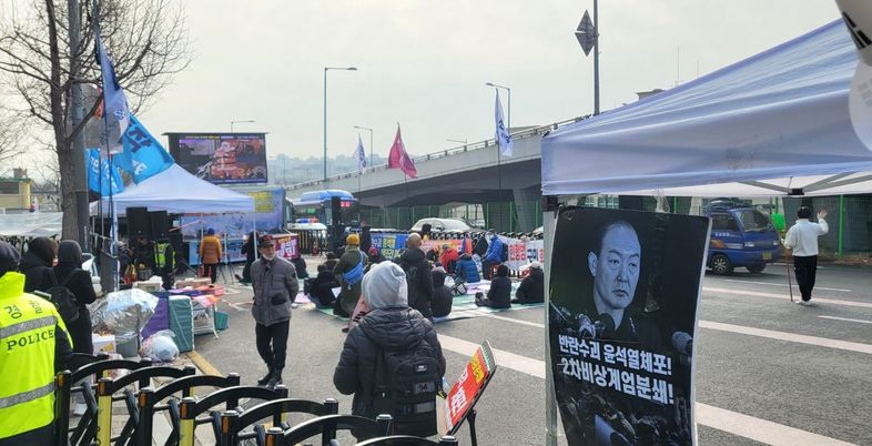 2차 집행 앞두고…눈에 띄게 줄어든 탄핵 찬성 집회 참여자들 [데일리안이 간다 120]