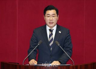 박찬대 "尹 체포, 헌정질서 회복 첫걸음…공수처, 구속수사하라"