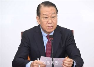 권영세 "윤 대통령 사법 절차는 KTX급, 이재명은 완행열차"