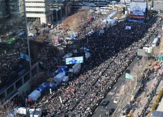 주말 서울 도심서 대규모 尹 탄핵 찬반 집회 예정…극심한 교통혼잡 예상