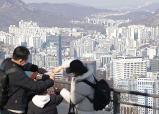 IMF, 올해 한국 성장률2.2%→2.0%↓…내년은 2.1% 하향