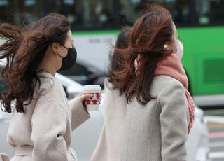 [오늘날씨] 아침은 춥지만 낮부터 ‘포근’…하늘은 오후부터 구름